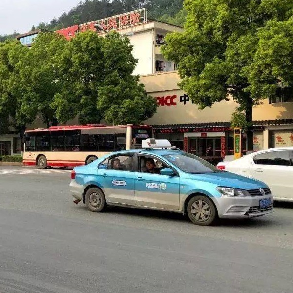 Mr. Deng - Taxi driver in ZhangJiaJie